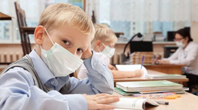 Навчання з 1 вересня: нові рекомендації МОЗ та про що вони мовчать