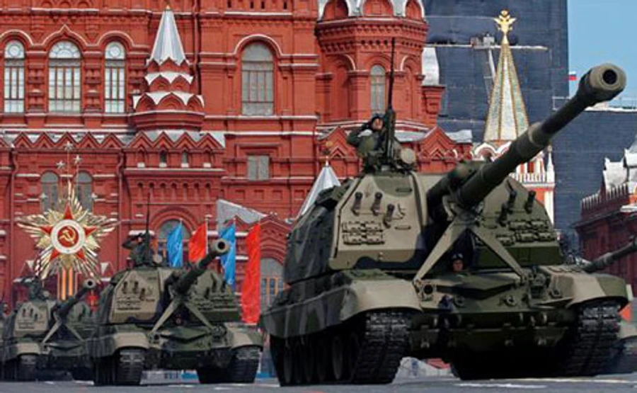 Інститут нацпам’яті застерігає від участі в параді побєдобєсія РФ 9 травня