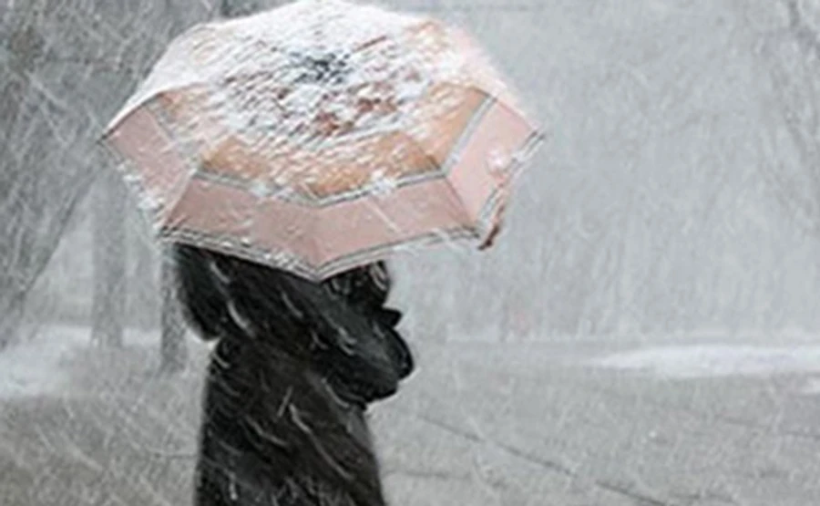 Укргидрометцентр объявил штормовое предупреждение