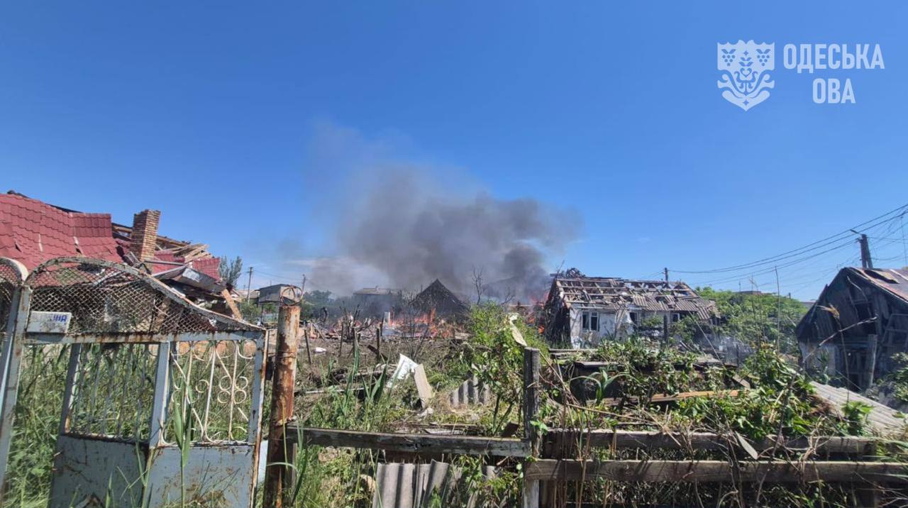 Russian missile hits residential area in Odesa Oblast, injuring people – photos
