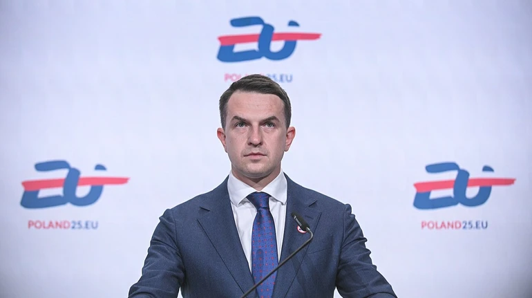 В правительстве Польши обвинили правых в разжигании ненависти к украинцам