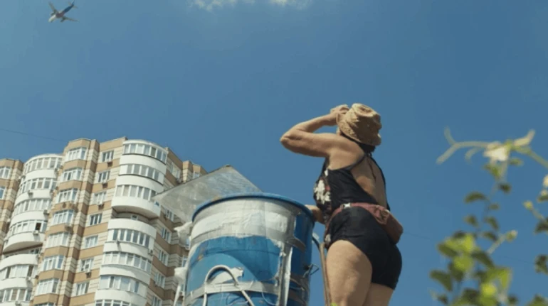 Подарок в кинопрокате. Рецензия на документальный фильм Цветы Украины