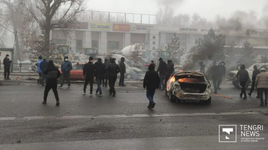 ЕС высказался по поводу событий в Казахстане: призывают воздержаться от эскалации