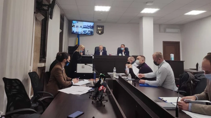 Чаус заявляє, що втратив слух – засідання суду перенесли