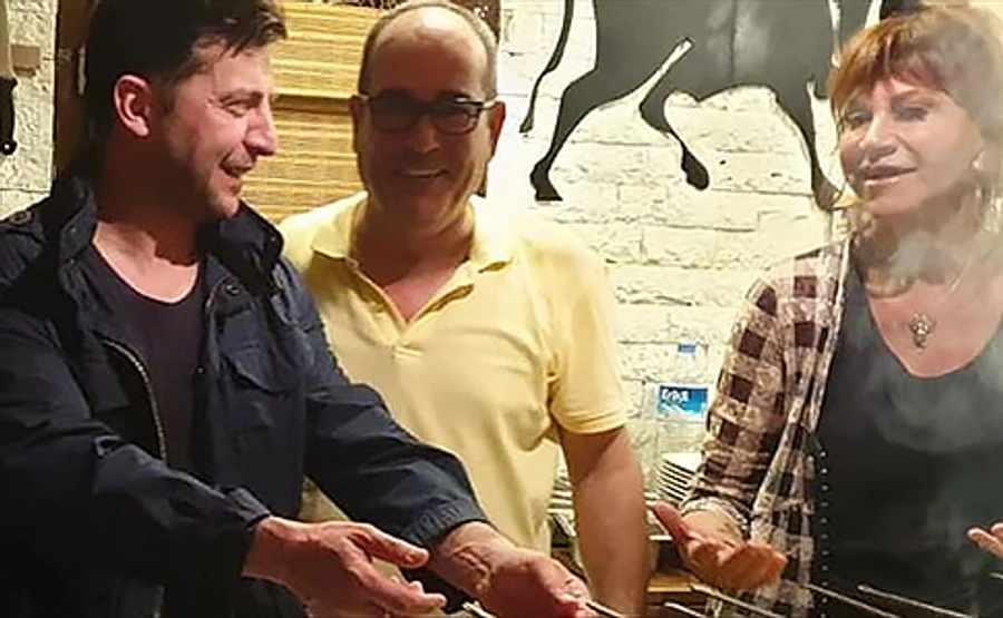 Турецькі ЗМІ показали Зеленського в ролі кухаря