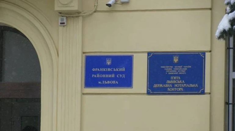 Подозреваемый в убийстве военного ТЦК во Львове рассказал журналистам свою версию