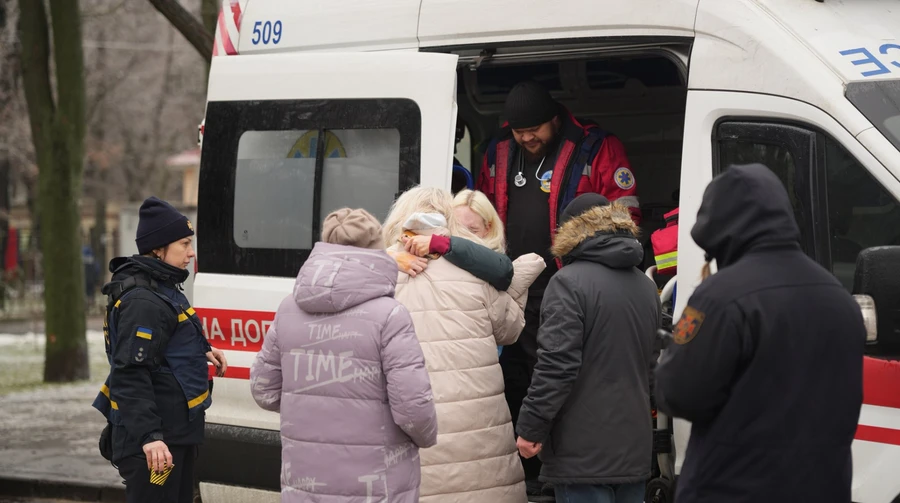 Росіяни зранку атакували Херсон: 4 поранених, зокрема, комунальники