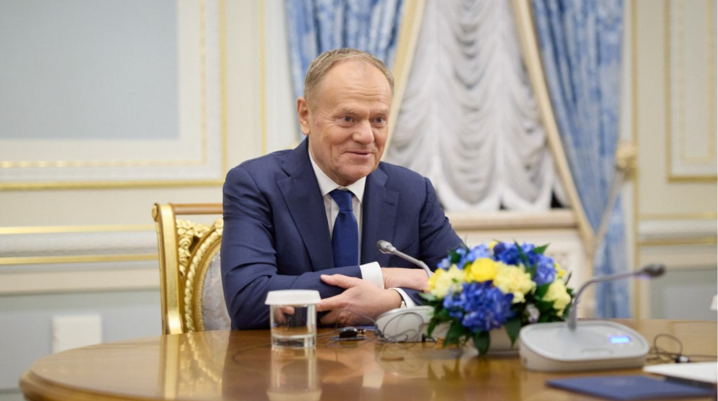 "За вашу і нашу свободу": Туск привітав Україну з річницею незалежності