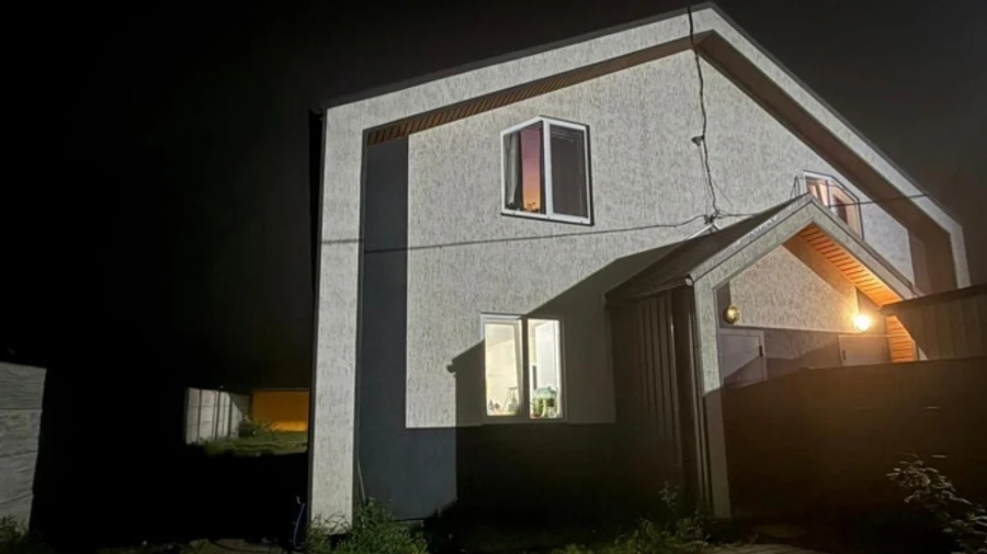 Нічна атака на Київщину та Черкащину: без жертв, але пошкоджені будинки, господарчі споруди та авто