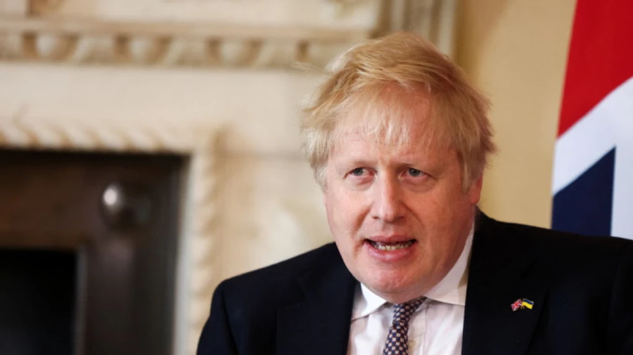 Джонсон поздравил украинских военных с их днем