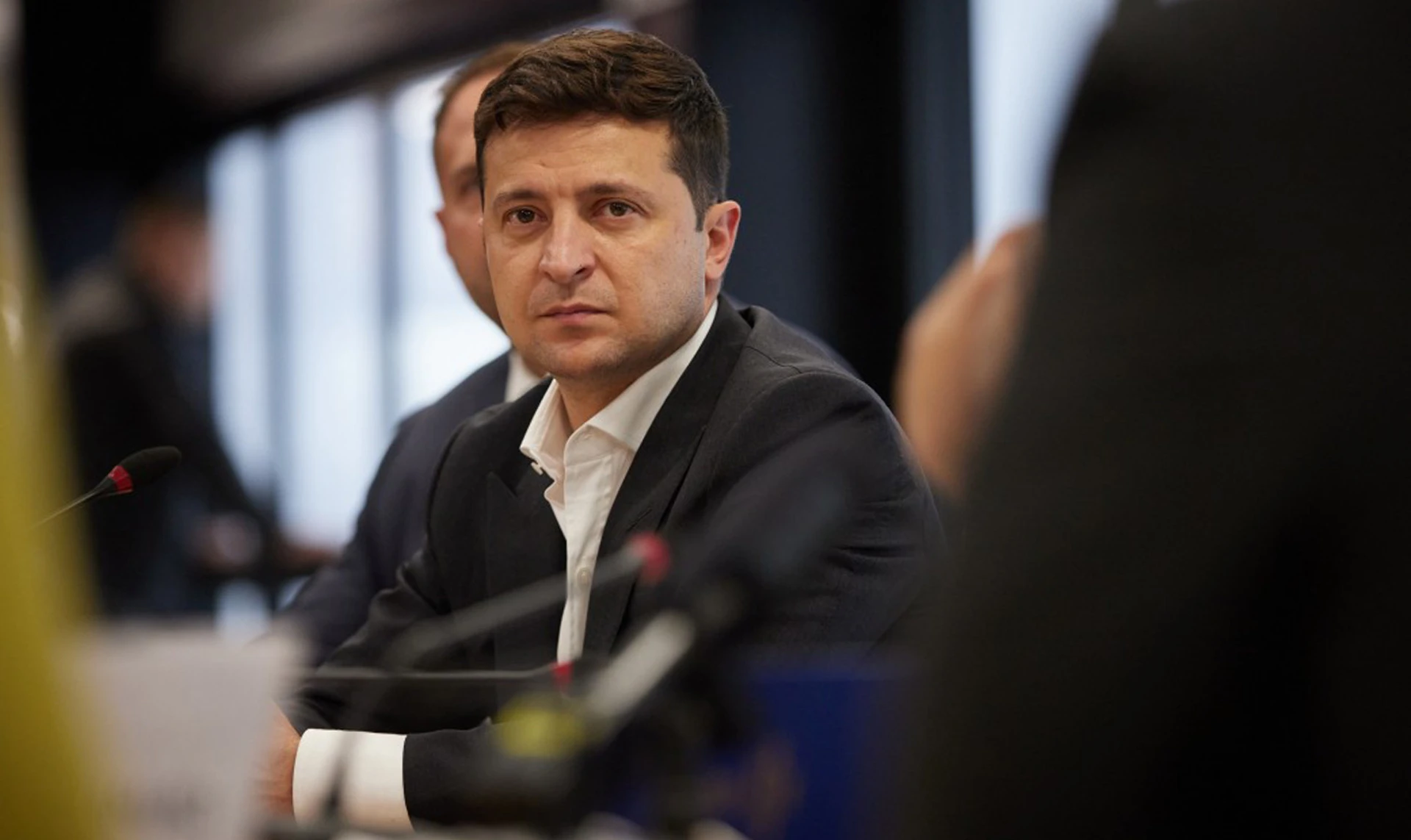 КС підкрався непомітно. (Не)конституційні бої Зеленського