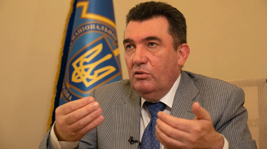 Нехай РФ сама постачає воду до вкрадених підприємств у Криму – секретар РНБО