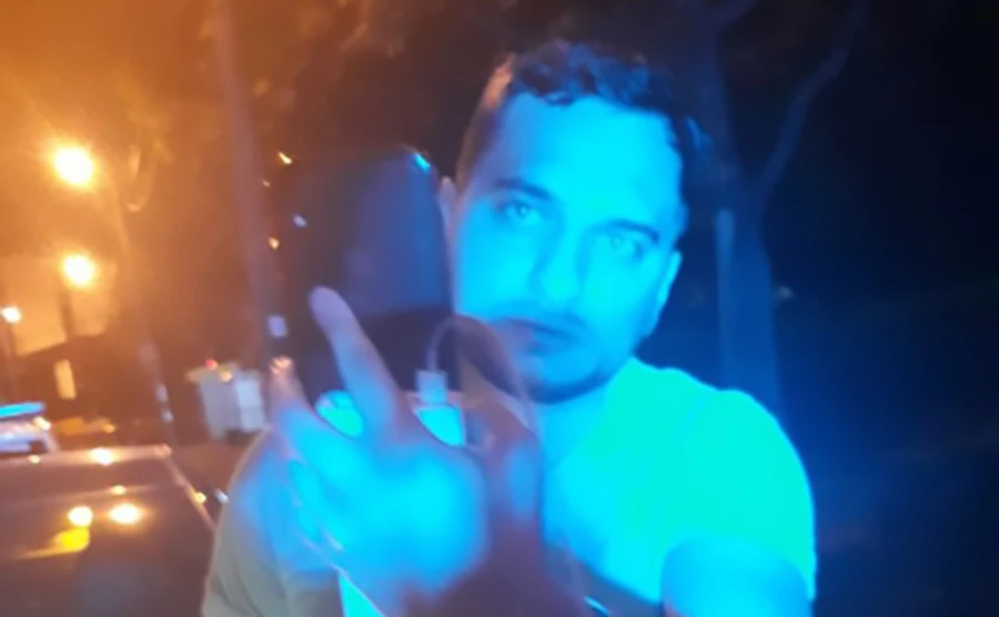 У Києві п'яний прокурор сховався від патрульних в кущах