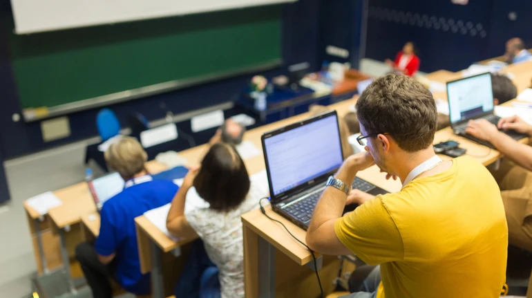 Минобразования призвало университеты продлить каникулы или дистанционку до 8 февраля