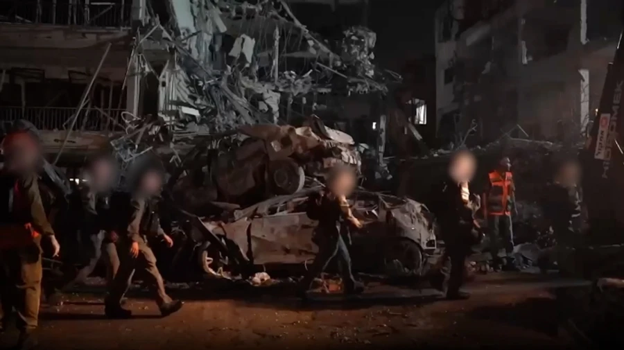 Iran launches missile strike on Israeli military HQ in Tel Aviv – Fox News