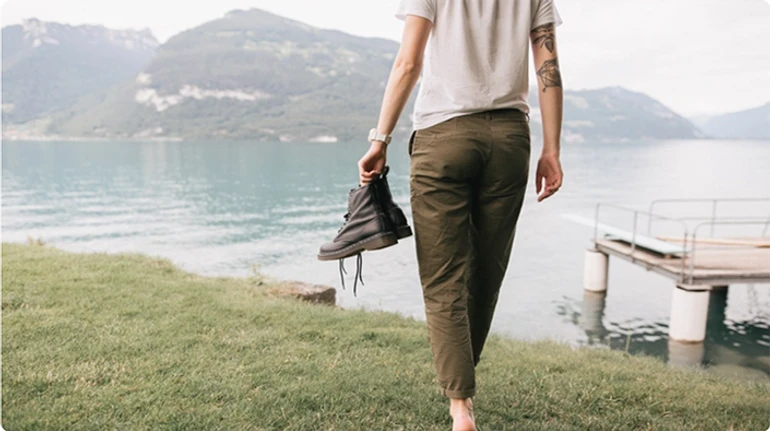 Аскеза: что это и зачем ее брать? Объясняют священник, йогиня и психолог