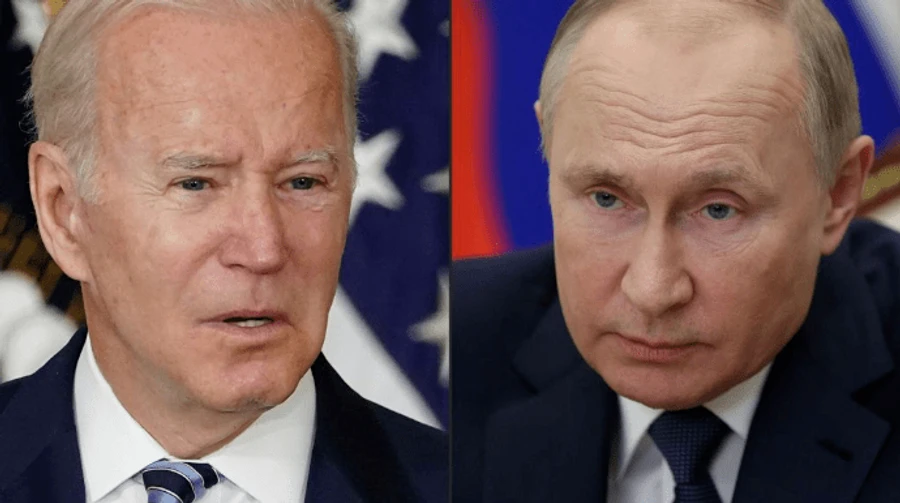 Байден предупредил Путина об ужасной цене в случае вторжения в Украину