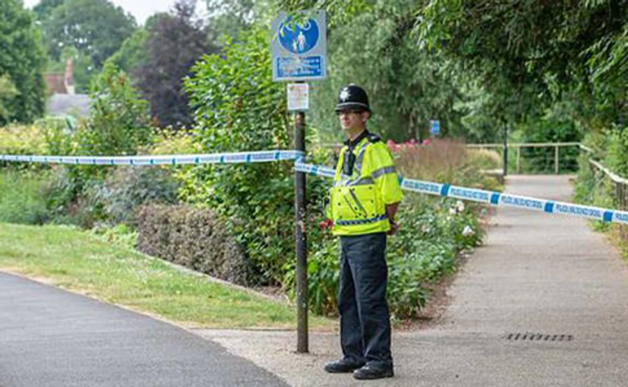 Полиция Великобритании заявляет, что нашла бутылочку с Новичком