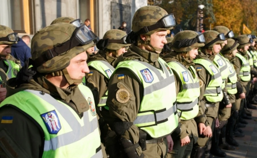 Аваков відкликає Нацгвардію з-під Ради