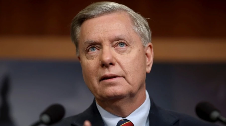 US Senator Graham: War will end by Christmas if trilateral meeting takes place
