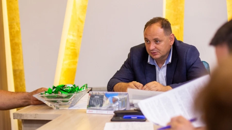 Ти громадський довбо..б: на зустрічі мера Івано-Франківська з громадянами виникла сварка