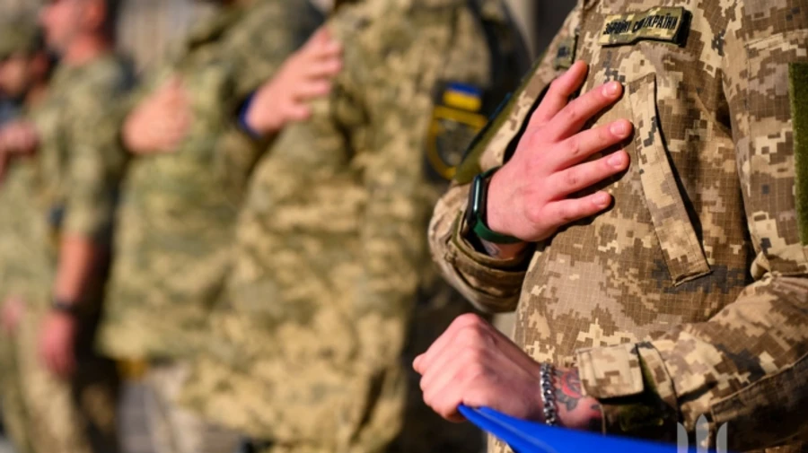 На Ставці у п′ятницю розглянуть нові умови контракту для 18-24 річних – Умєров