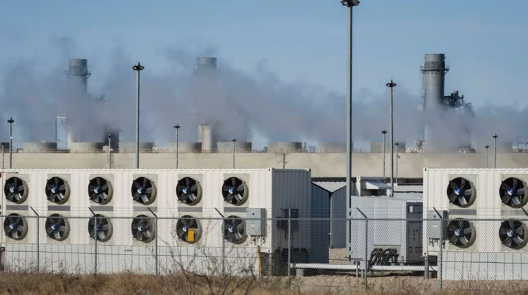 Біткоїн-майнери почали масово перебудовувати дата-центри під ШІ