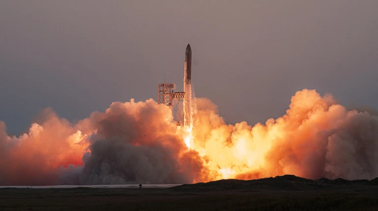 Google та SpaceX ведуть переговори щодо дата-центрів на орбіті