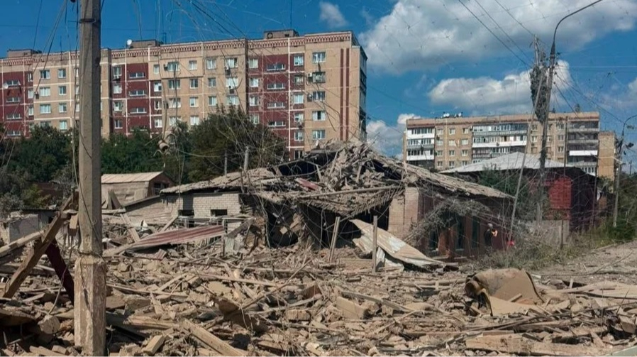 У зоні бойових дій на Донеччині залишаються 12 тисяч цивільних – ОВА