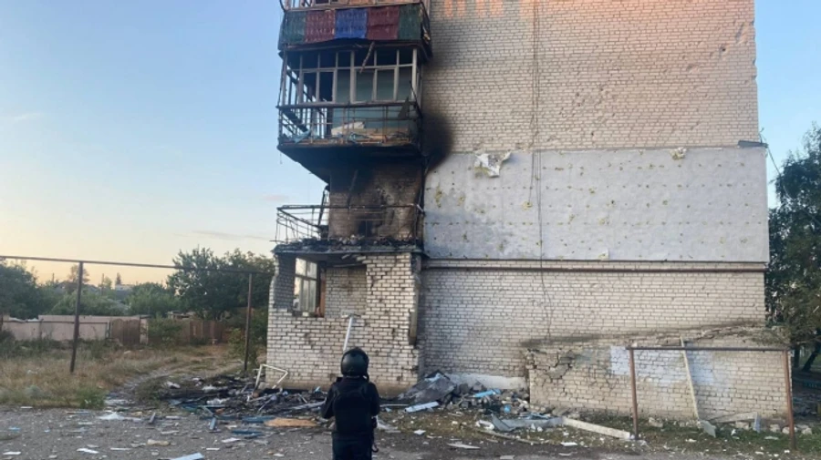 Russians attack Kharkiv Oblast, killing woman