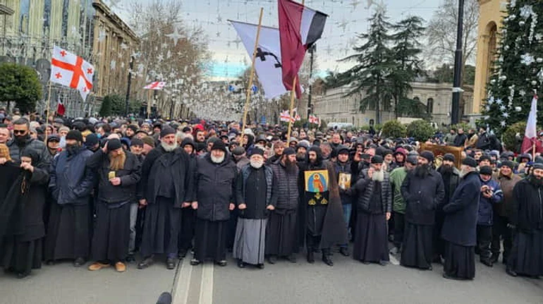 Захисники ікони Сталіна: як у грузинській політиці з'явилася відкрито проросійська партія