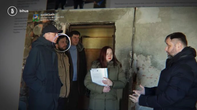 Bihus.Info. дослідили, як пов’язані позаштатні радники ОП та тендери на відбудову