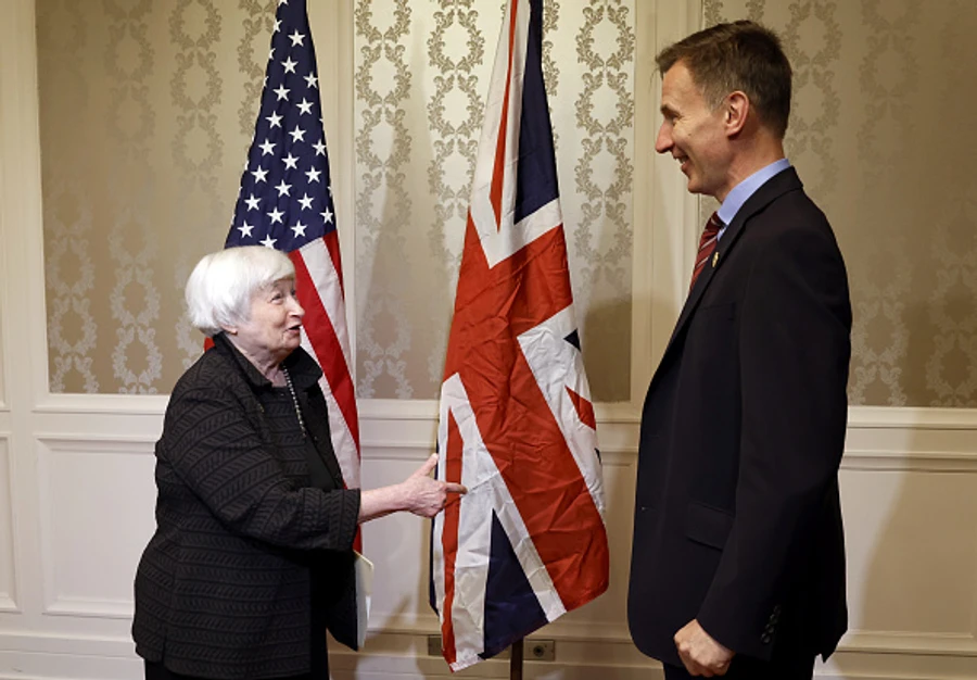 Finance Ministers of US and UK discuss joint actions aimed at stripping Russia of income