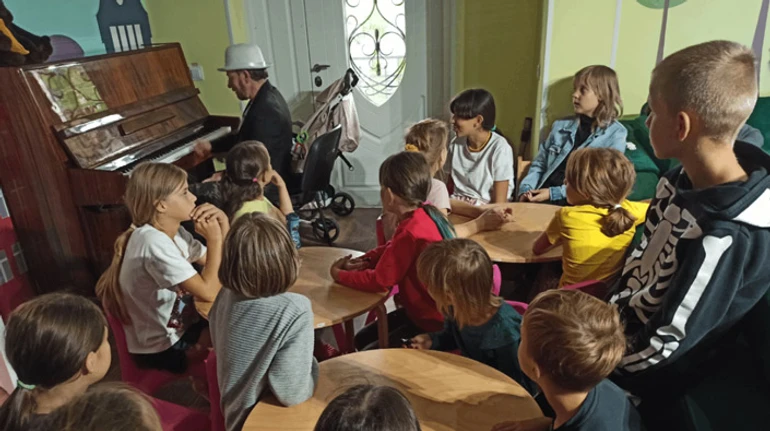 Ці очі готові віддати тобі все, просто тому, що ти поруч: музикант Майк Кауфман-Портніков про виховання дітей з непростими долями