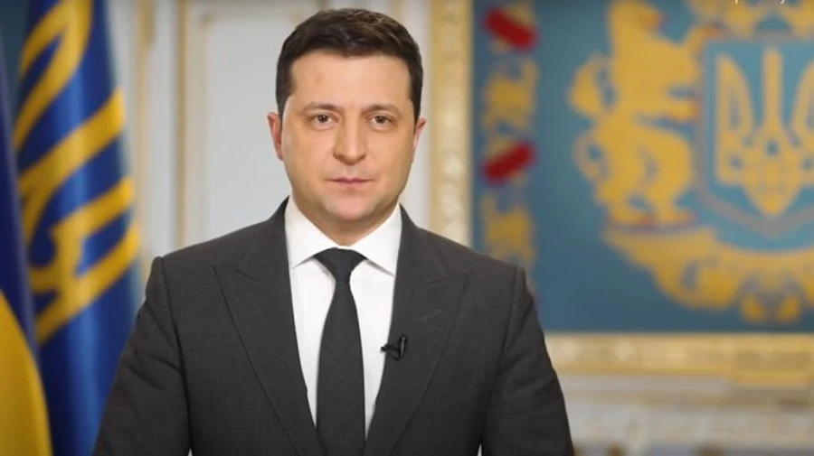 Зеленський прийшов у коментарі до свого відео і заявив, що Харків ніколи не окупують