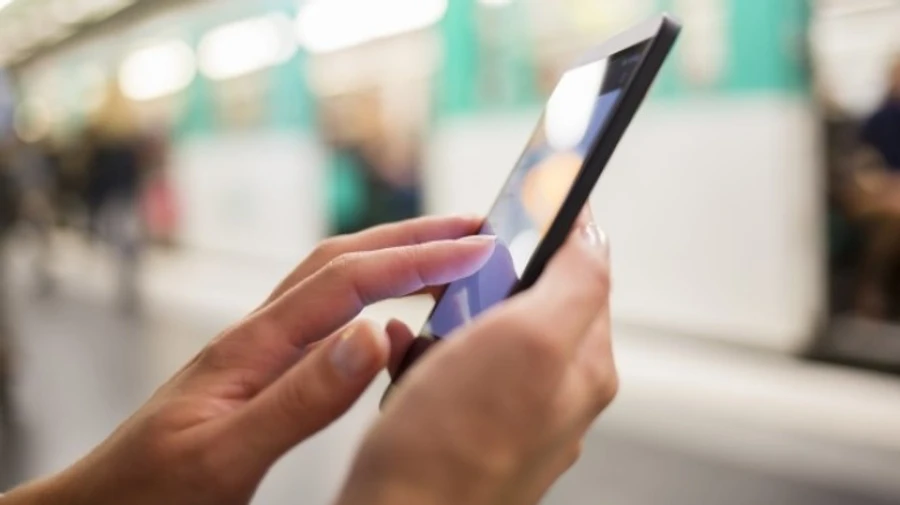 Міноборони Литви закликало не купувати китайські смартфони і викинути вже куплені