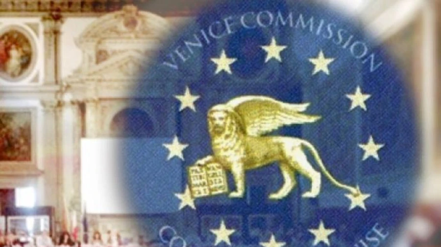 Венеційка розкритикувала рішення КС та підтримала декларування для суддів