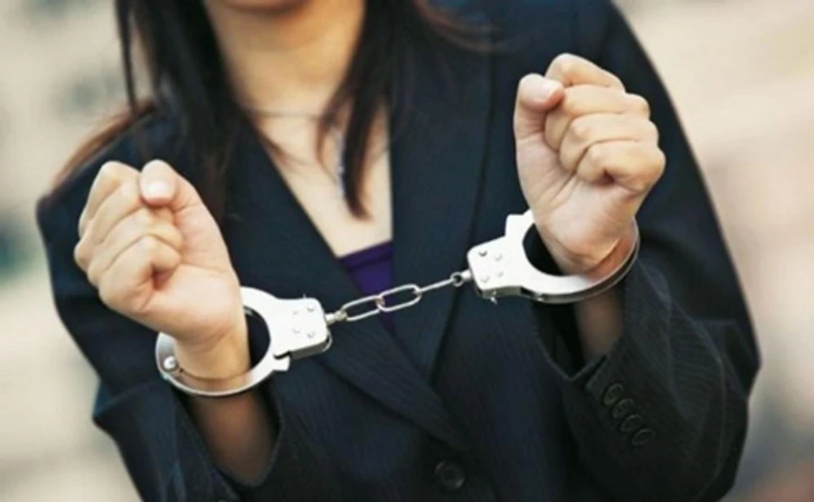 В Офісі Зеленського впіймали на хабарі $150 тис. начальницю департаменту доступу до інформації Світлану Кондзелю