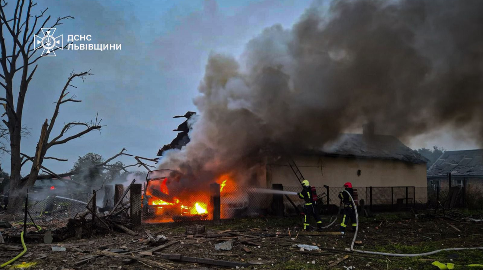 Raid aereo russo su Leopoli: un parlamentare tedesco testimone oculare dell'attacco su larga scala in Ucraina