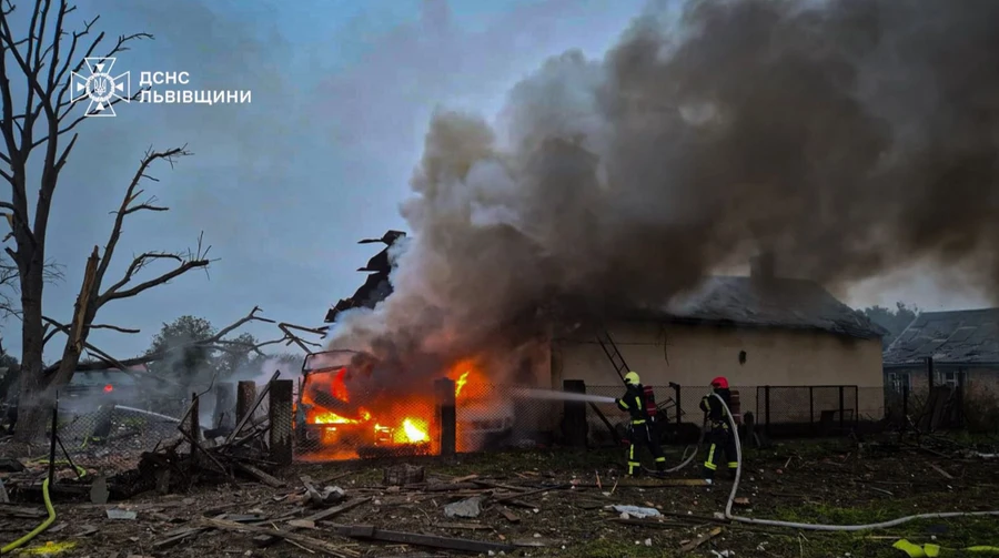 German MP witnesses Russian largest air raid on Lviv