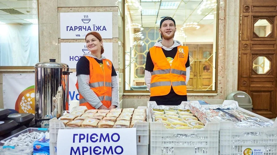 Пункты незламности работают на 96 железнодорожных вокзалах