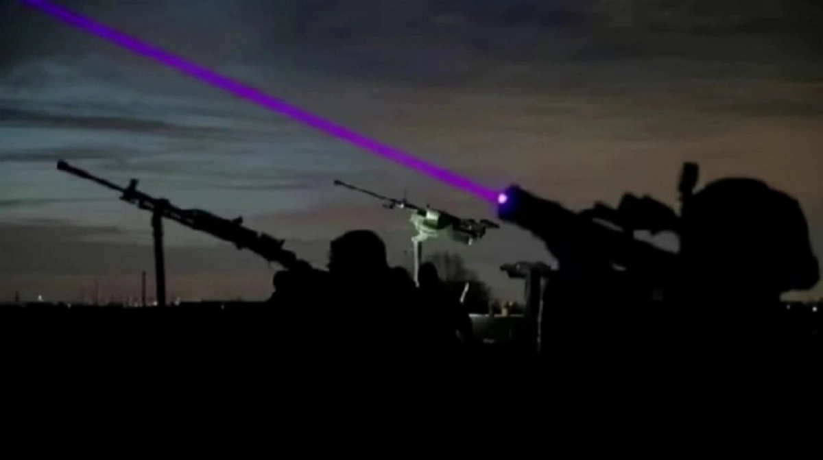 Russia attacks Ukraine with 69 drones: 32 hit their targets