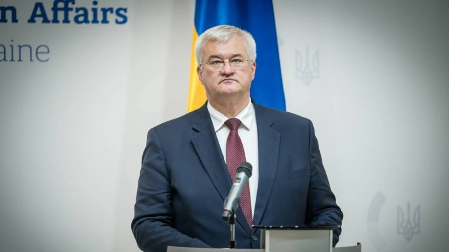 Ukrainian foreign minister says Russia may have tried to conceal downing of Azerbaijani plan