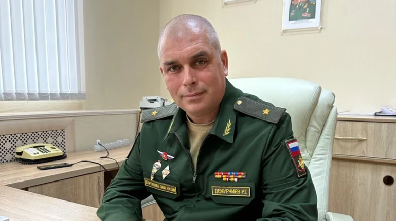 Відрізані вуха, обговорення страт і розіп’яте мишеня: журналісти дослідили переписки генерала РФ