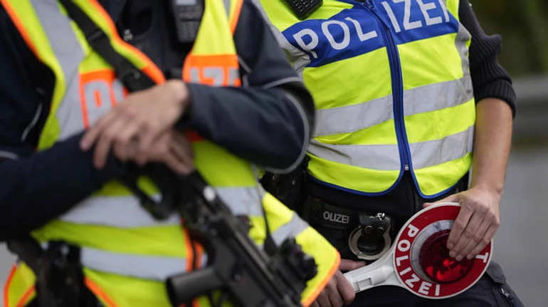 Чужинцям більше не раді: як Берлін змінює політику в сфері міграції та чи постраждають українці