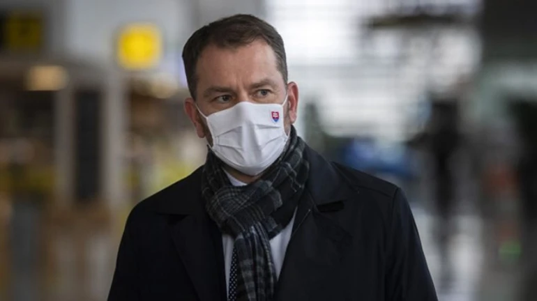 Криза у Словаччині через Спутник V: прем’єр іде у відставку