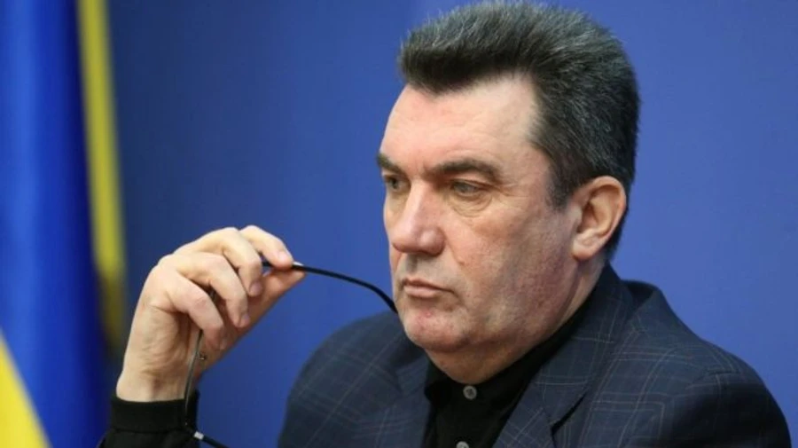 Данилов - Тупицкому: Прекратите шантажировать страну, Ростов не резиновый