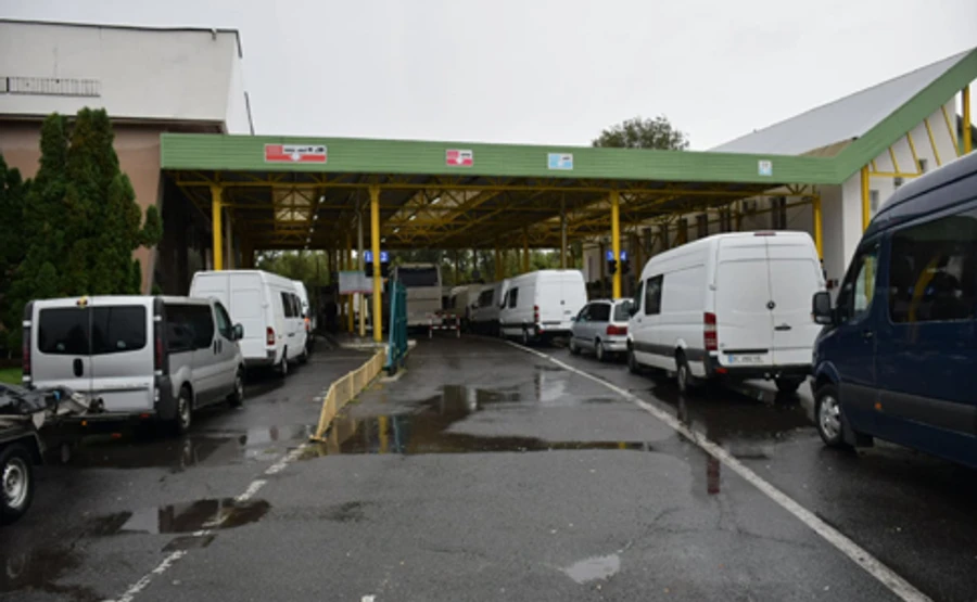 Пограничники рассказали, где самые большие очереди на границе со странами ЕС