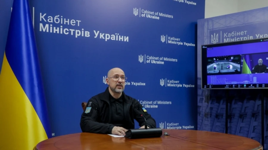 Шмыгаль показал заявление об отставке