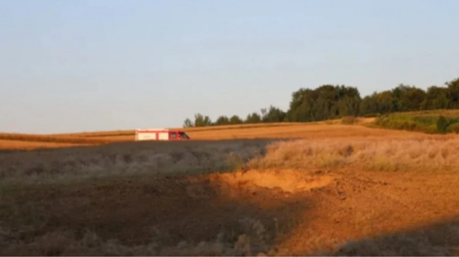 У Люблінському воєводстві Польщі чули вибухи, а на полі з’явився кратер
